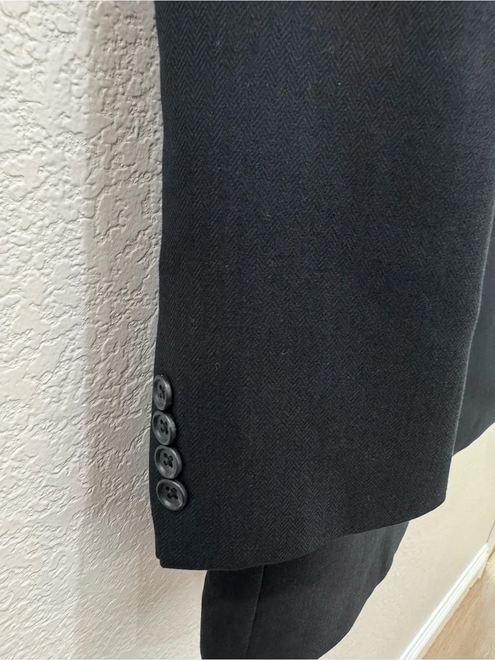 Jos A Bank Signature Sport Coat Blazer 43R Black Silk Camel Hair 2 Button